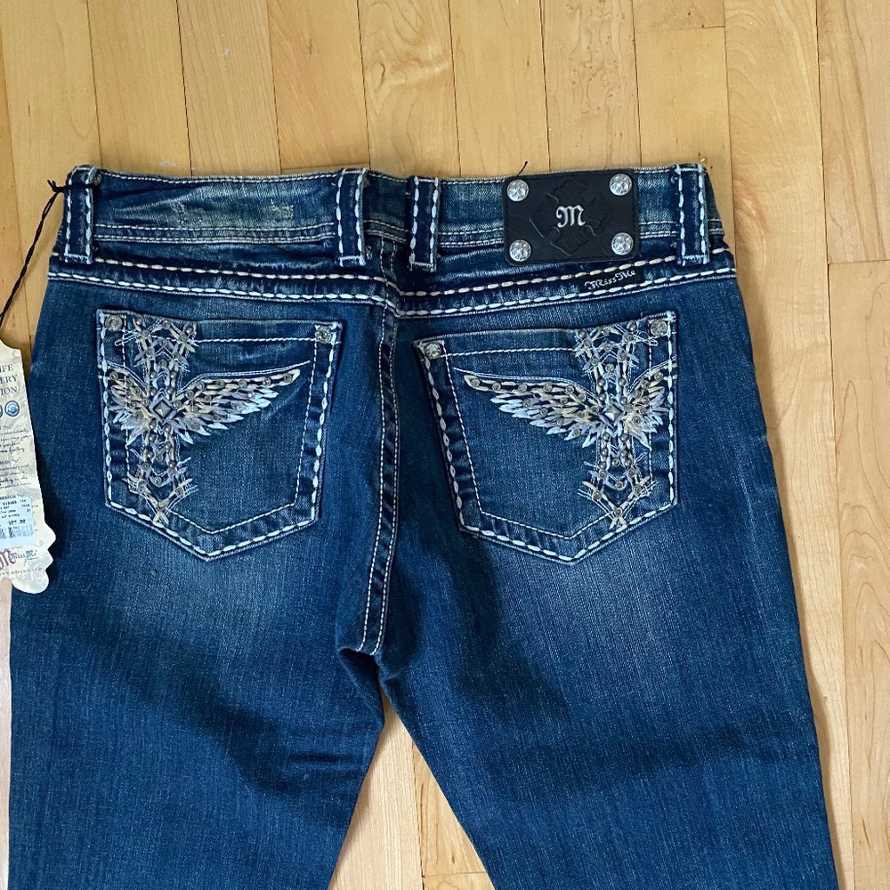 Miss Me Cross Stitching Detail